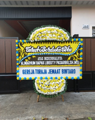Papan Bunga Duka di Kao